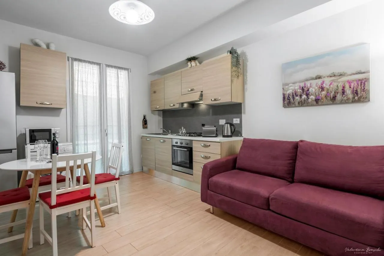Wine Apartments Florence Masseto Italia